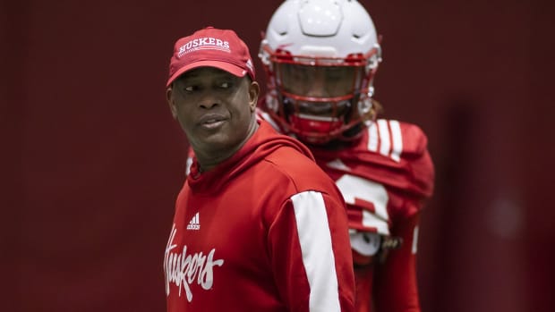Mickey Joseph spring practice 2022.03.30